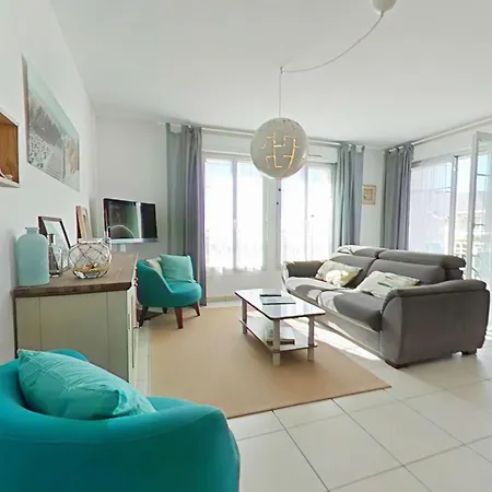 Apartment 3 Pieces Avec Balcon A 700m De La - 6 Couchages, Garage, Classe 3 Etoiles - Fr-1-224-710 Saint-Gilles-Croix-de-Vie