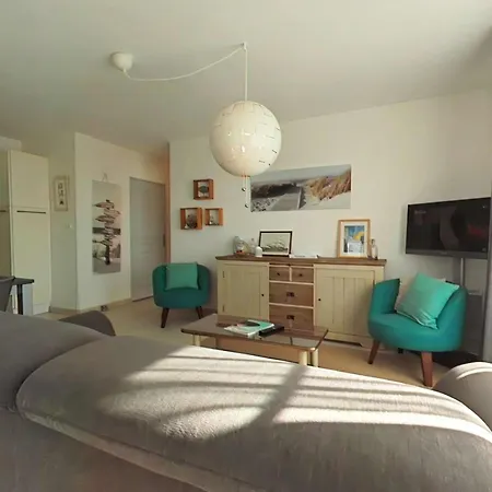 3 Pieces Avec Balcon A 700m De La - 6 Couchages, Garage, Classe 3 Etoiles - Fr-1-224-710 *