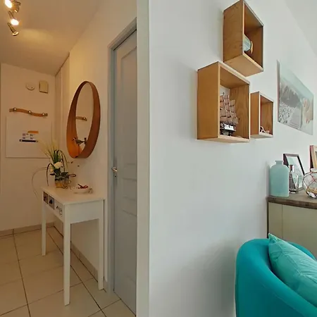 Apartment 3 Pieces Avec Balcon A 700m De La - 6 Couchages, Garage, Classe 3 Etoiles - Fr-1-224-710 *